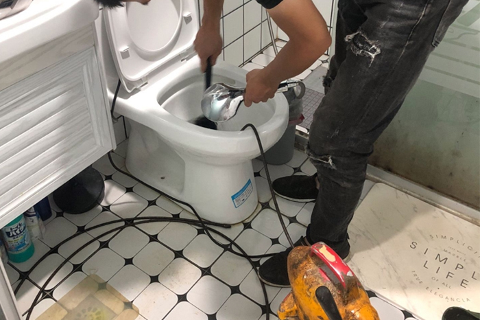 海曙马桶经常堵塞竟是因为它们,别因方便惹来大麻烦